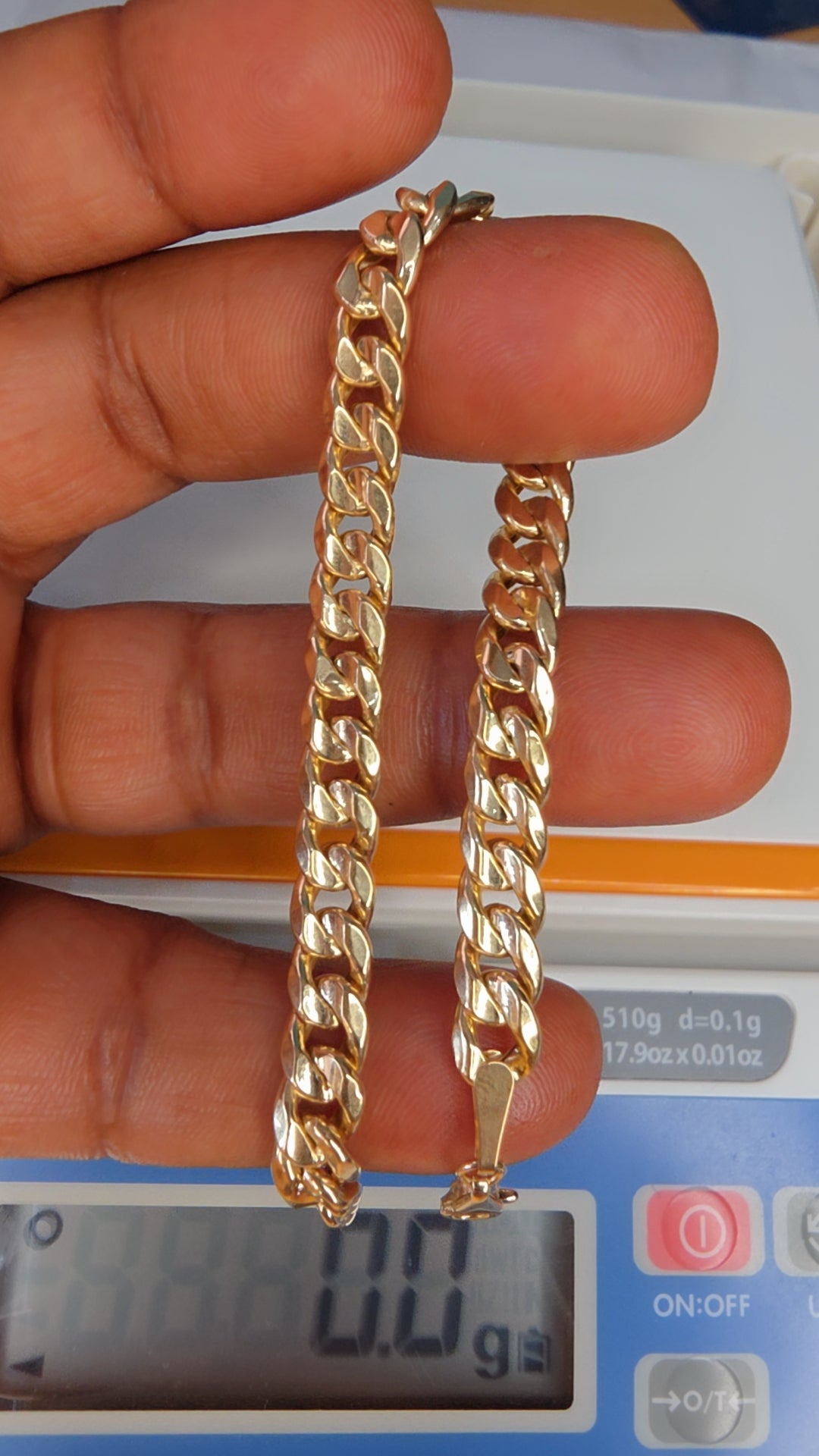 18k Gold Cuban Bracelet 7.5inches