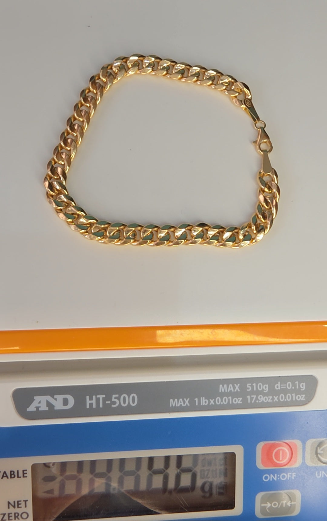 18k Gold Cuban Bracelet 7.5inches